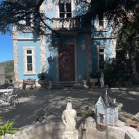 Chateau Saudade